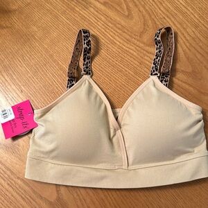 Strap-It’s NWT Neutral color one size plunge bra.